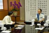 写真：琉球大学の西田睦学長が、玉城知事を表敬訪問