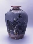 写真:褐釉陶器壺(大型)