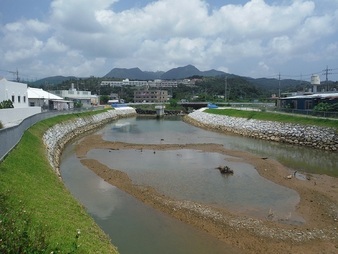 写真：西屋部川2